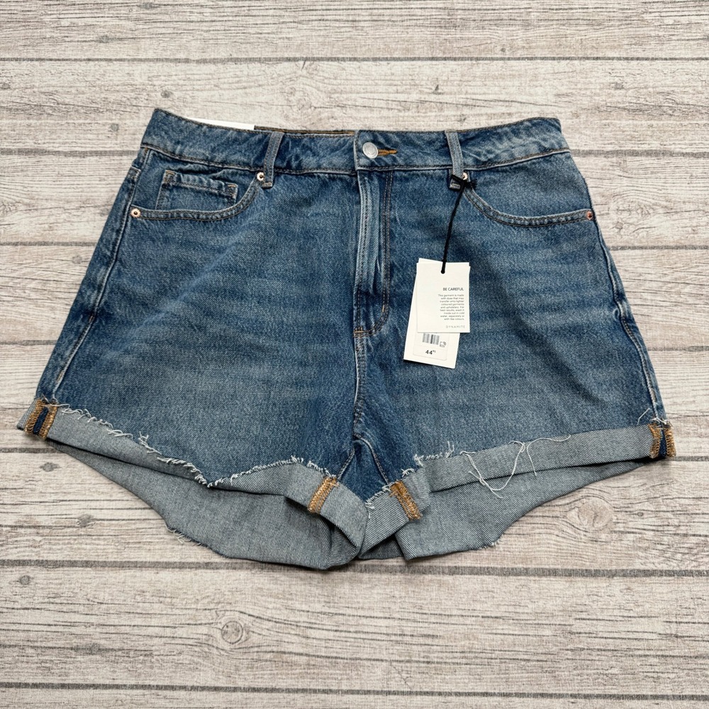 NEW Dynamite Claudia Mom Shorts Women's 10/30 Blue Denim High Rise Relaxed Fit